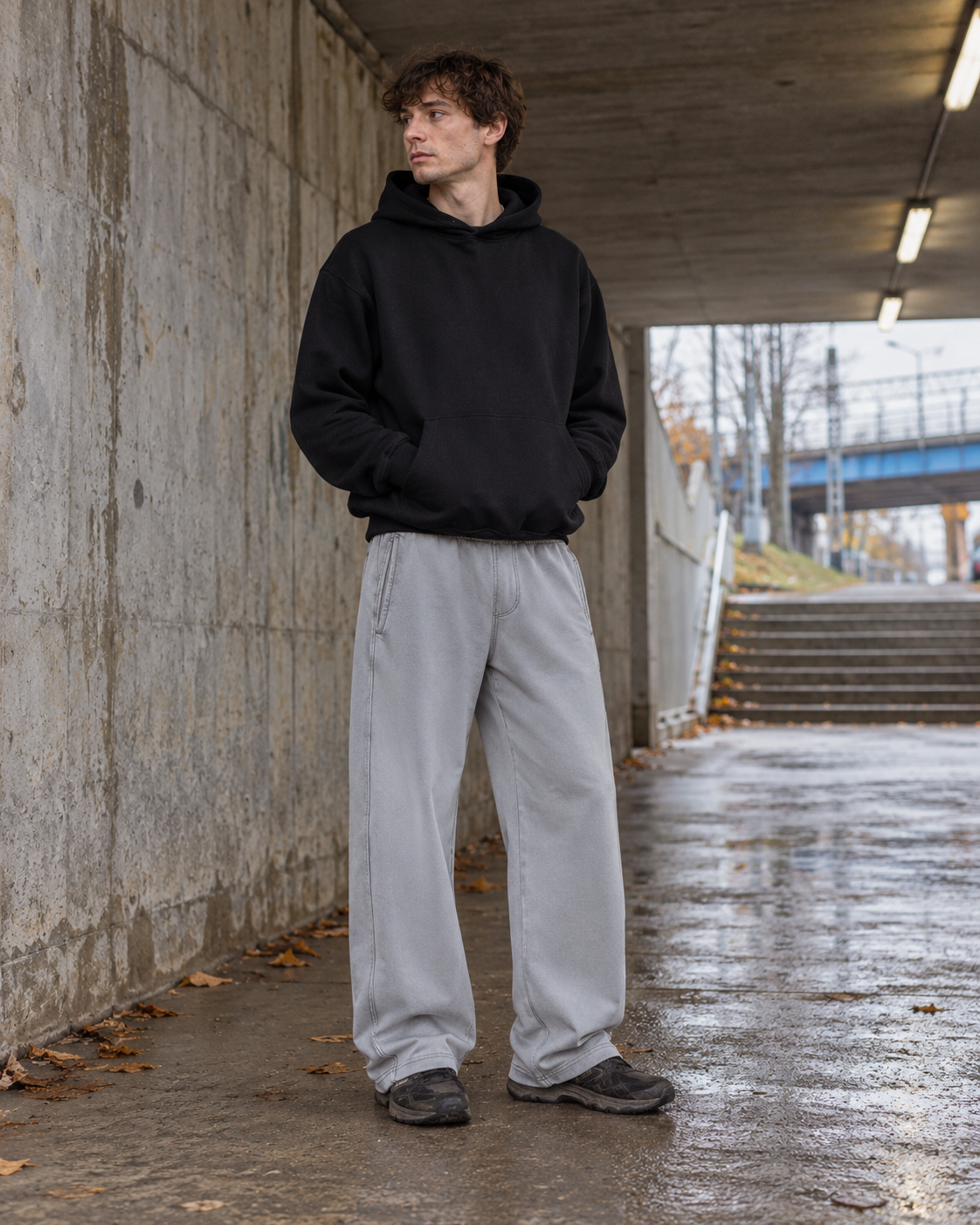Dresy Mineral Wash jasnoszare – drugie ujęcie
